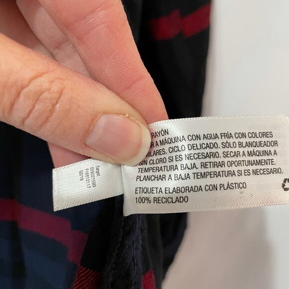 Isabel Maternity Blue Red Plaid Button Down Shirt Womens XS Fall Flannel Casual - Picture 6 of 7